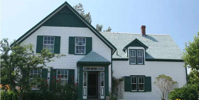 80 éve hunyt el Lucy Maud Montgomery (1874–1942) kanadai írónő, az Anne Shirley-könyvek és a Váratlan utazás könyvsorozat szerzője