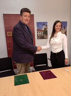 2022. október 4-én könyvtárunk együttműködési megállapodást írt alá a Nemzeti Örökség Intézetével