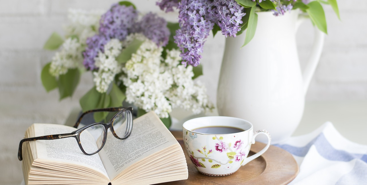 Könyvklub áprilisban is