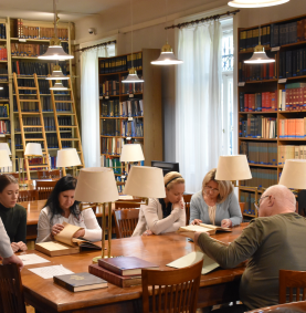 Vargha Gyula Könyvtár munkatársainak látogatása