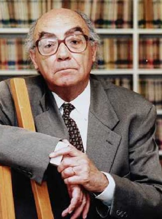 100 éve született José Saramago (1922–2010) irodalmi Nobel-díjas portugál író, költő