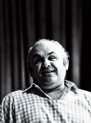 20 éve hunyt el Hofi Géza (1936–2002) Kossuth- és kétszeres Jászai Mari-díjas magyar humorista